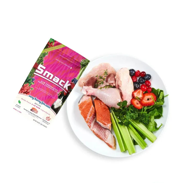 Smack Raw Dehydrated Cat Food - Very Berry 1.5 KG